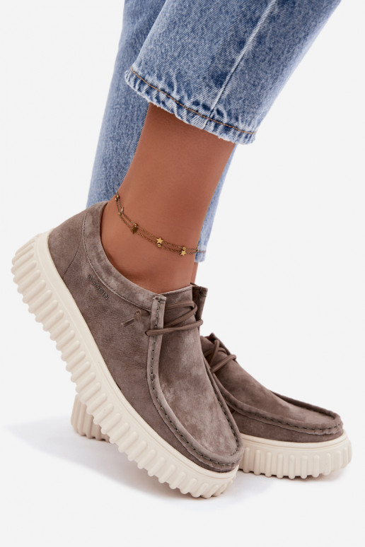 Clay-colored women's shoes made of faux suede with platform Jamila