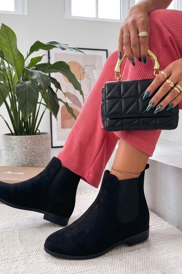 Black ankle boots with elastic shaft Cinzia 2