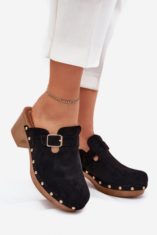 Black women's clogs with heels and buckles Veldexina