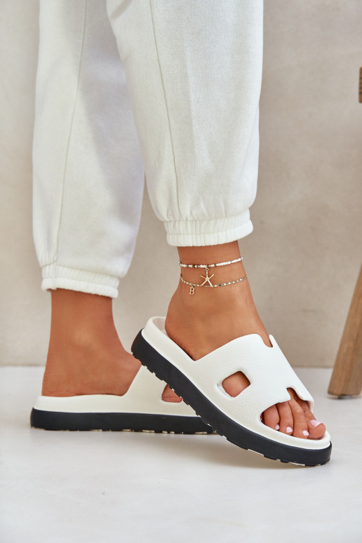 White lightweight slippers with cutouts Neladith