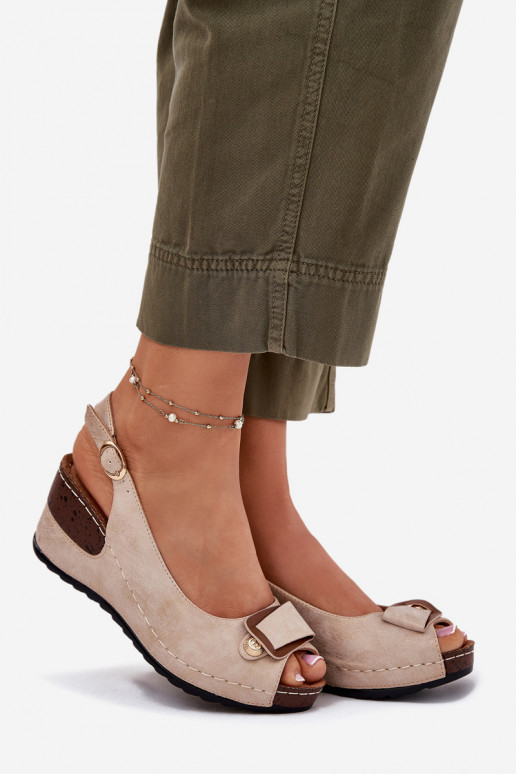 Beżowo-złote lekkie sandały na platformie Comfort Shoes Efravia