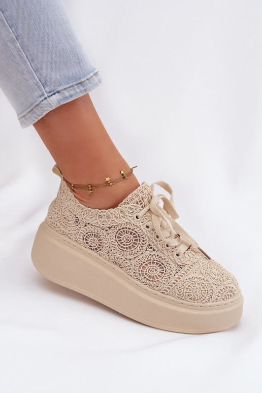 Beżowe buty casual z platformą i koronkowymi motywami Evalora