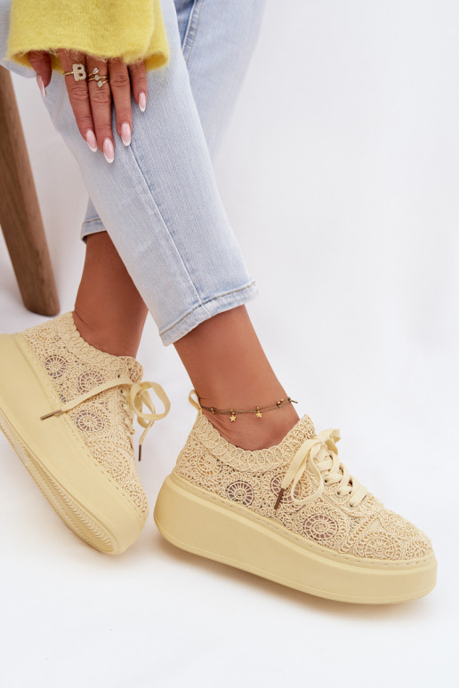 Yellow casual shoes with platform and lace motifs Evalora
