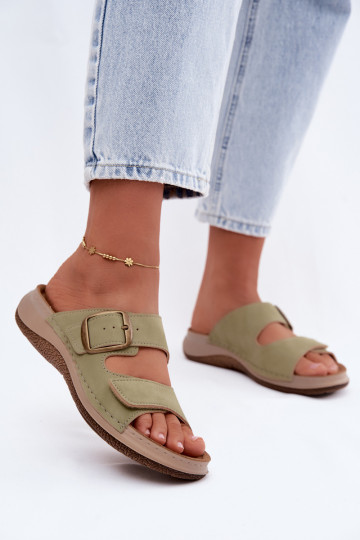 Green women's slippers with buckles and sticky fastenings INBLU LL000006