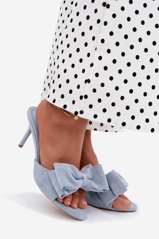 Women's slippers with slim heels and bows in blue faux suede Tai turignolia