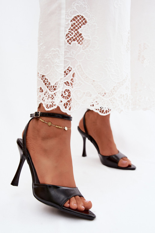 Black women's sandals with thin heels in faux leather Palmer