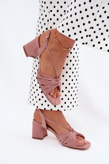 Women's sandals with straps and heels in pink Taffina