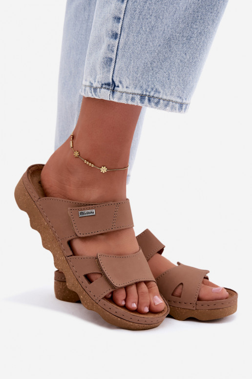 Brown leather slippers with sticky fastening Inblu