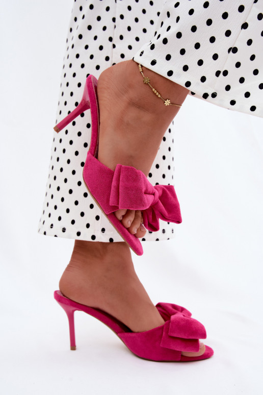 Women's slippers with thin heels and bows in faux suede pink Tai turignolia