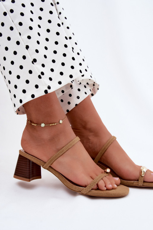 Women's slippers with heels and gold details in chaki color Verbena