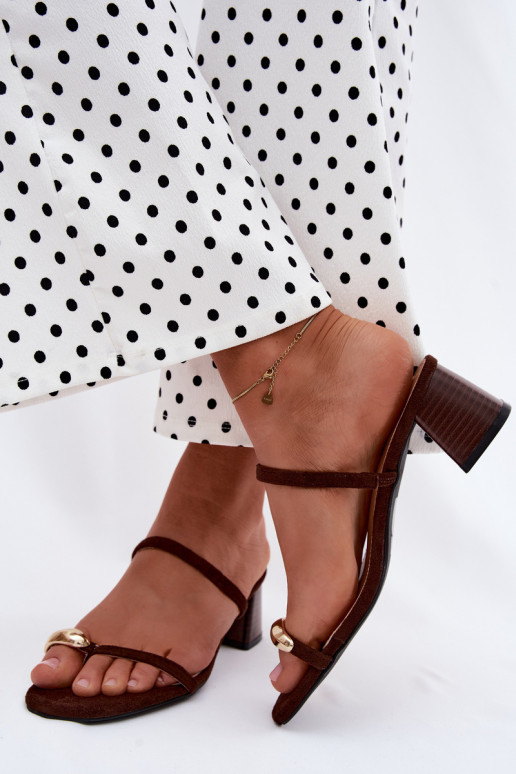 Women's slippers with heels and gold details in chocolate color Verbena