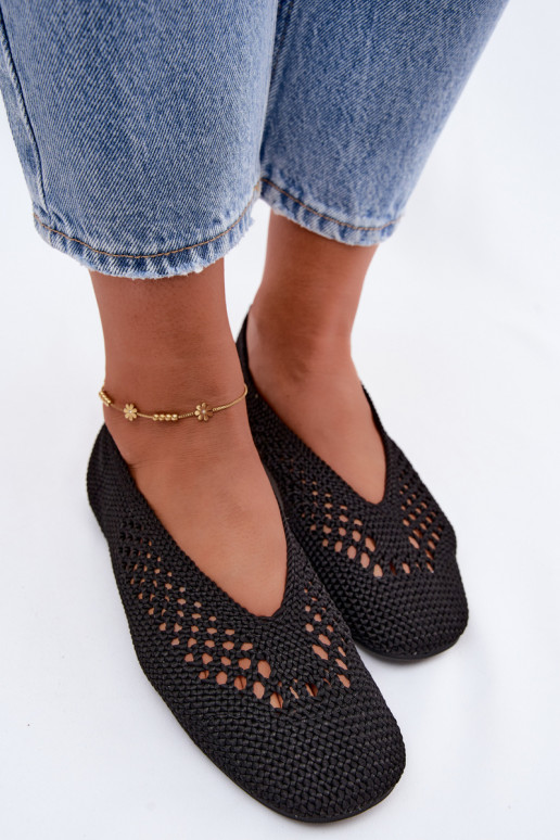 Cut-out flat ballerinas in black Hibisca