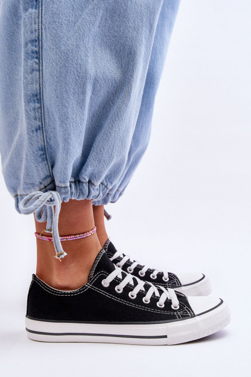 Classic low women's sneakers in black Vegas