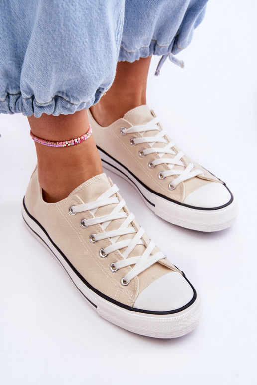 Classic low women's sneakers in ivory Vegas