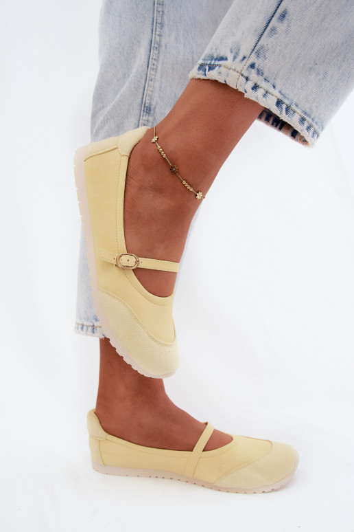Yellow sporty ballerinas with straps Charmy