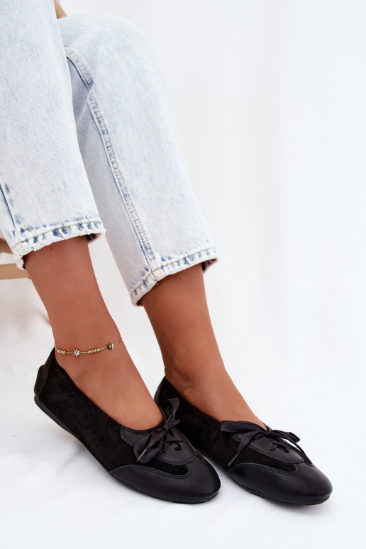 Black sporty ballerinas with stylish details Peonia