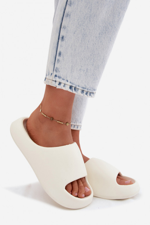 Poppy Foam Women's Light Beige Slides