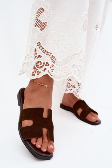 Faux suede women's slippers with cutouts CzekoladoĮe Sunelle 2