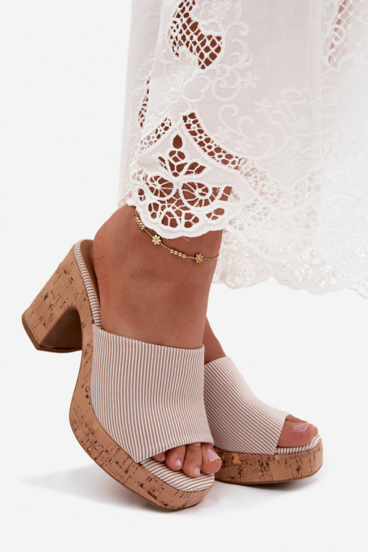 Women's slippers with heels and stripes in sand color Poplina