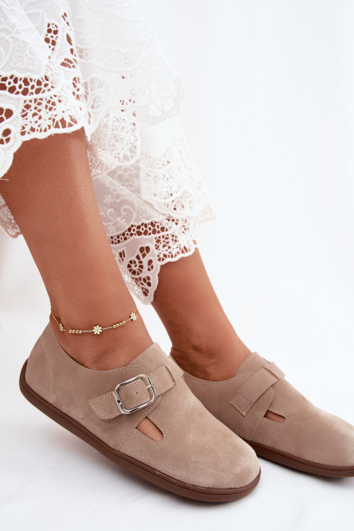 Sand-colored women's shoes with buckles made of faux suede Sombellia