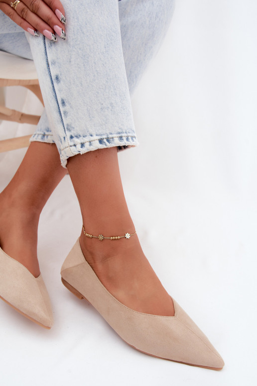 Sand colored pointed toe ballerinas made of faux suede Corabella