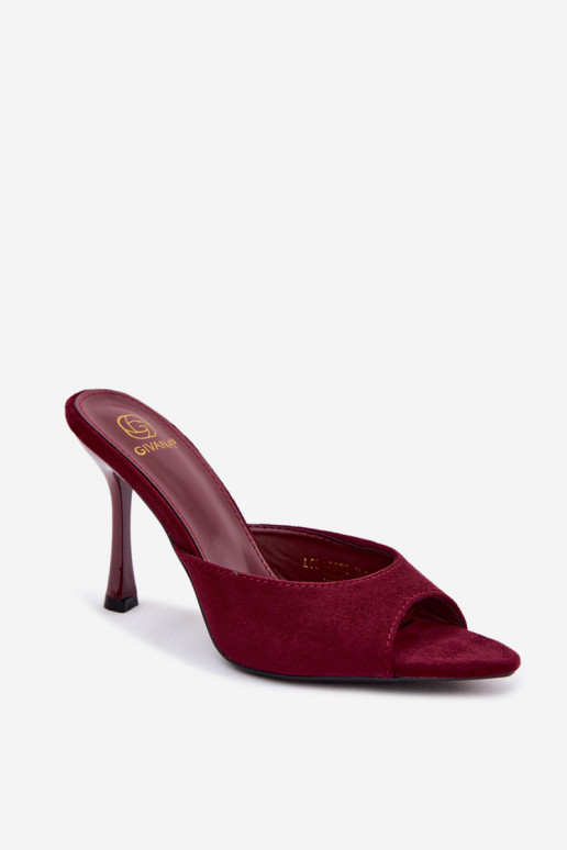 Slippers with faux suede thin heels in burgundy Cherryssa