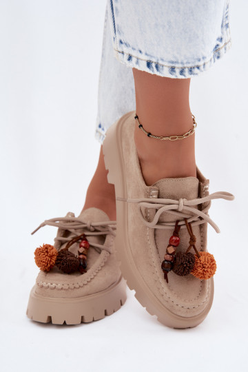 Shoes with faux suede beautiful details in sand Melonia 2