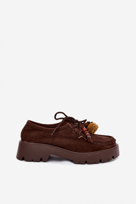 Buty z pięknymi detalami z sztucznego zamszu w kolorze czekoladowym Melonia