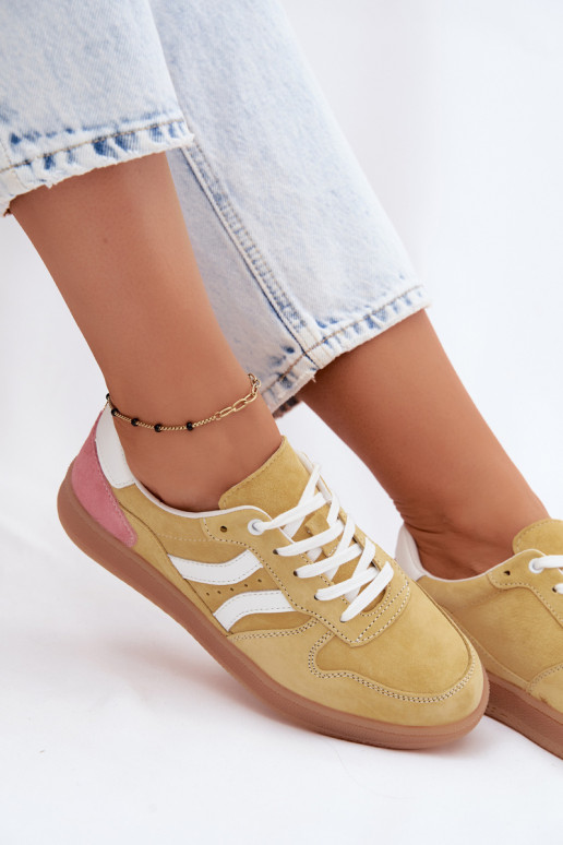Żółte sneakersy z zamszu na platformie Coressa