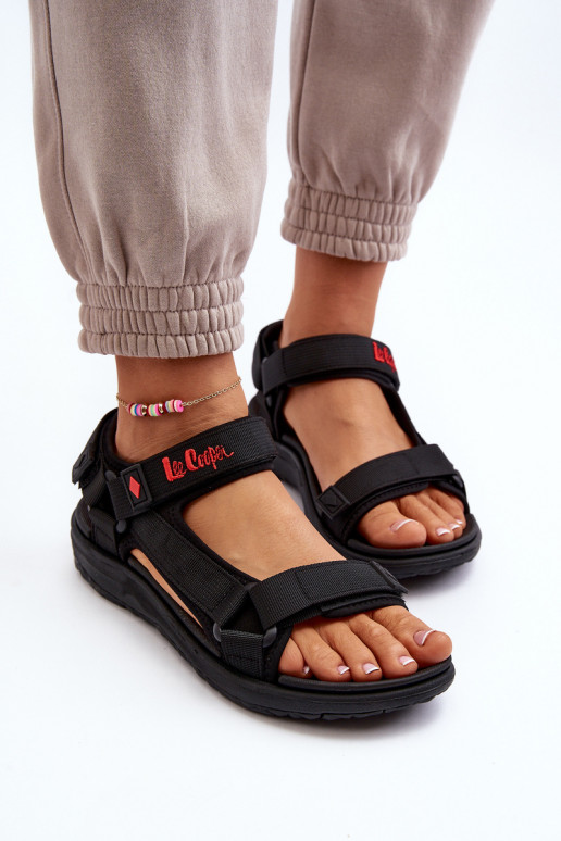 Women's sandals with sticky fastenings in black Lee Cooper LCIN-26-34-4423L