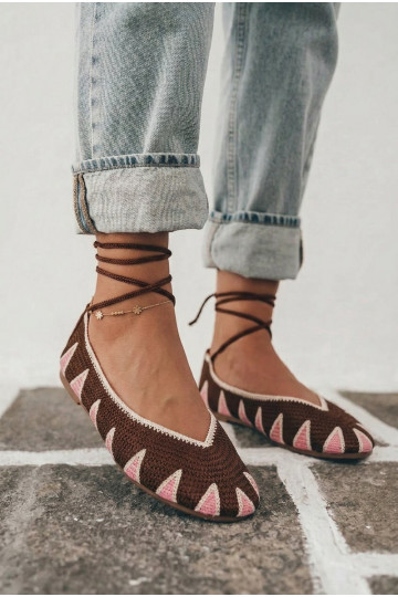 Crochet ballerinas with stylish details in dark brown Astera 2