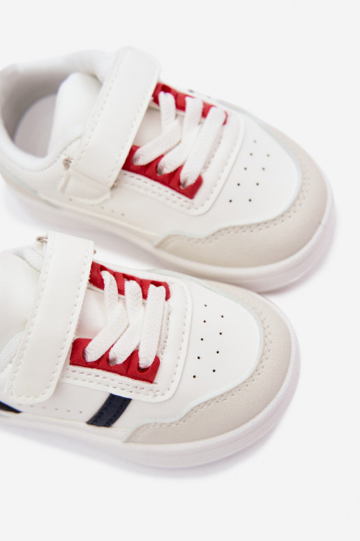 Children's sports shoes with Velcro in white Tailva