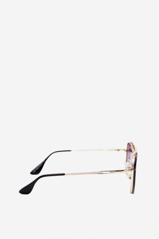 Sunglasses with UV 400 filter violet