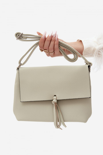 Messenger bag with tassels in mint faux leather Sigrid