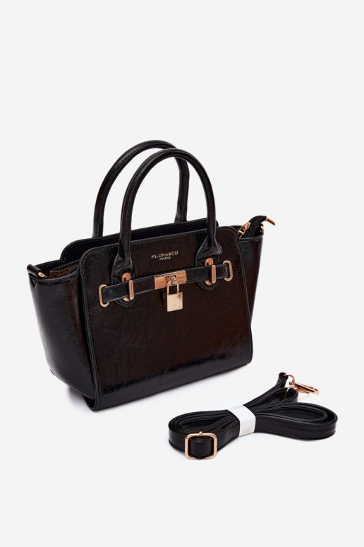 Type bag with faux leather in black Odelia