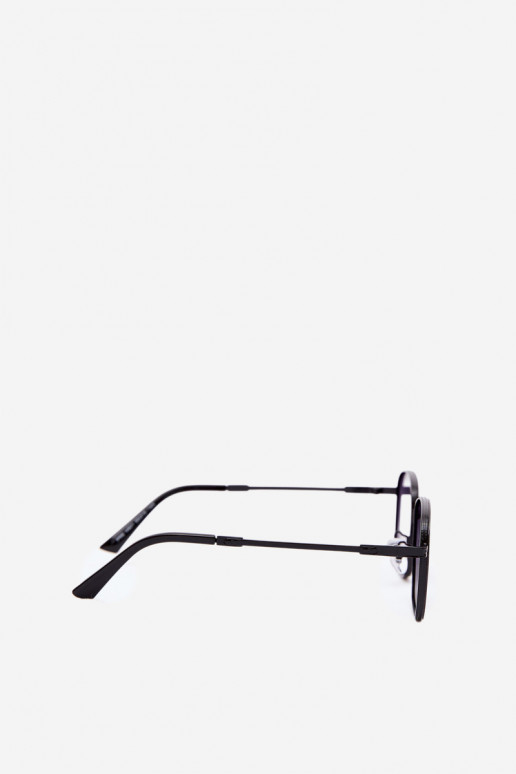Sunglasses with thin frames UV 400 in black color