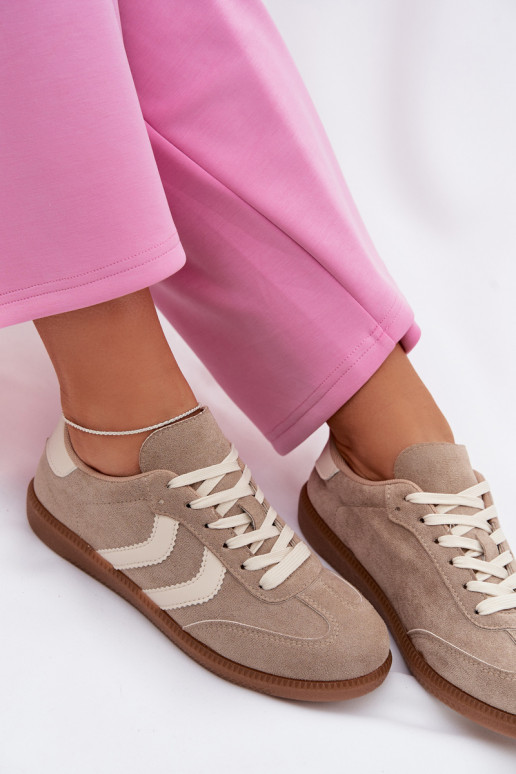 Beige women's sneakers in faux suede Jesavella