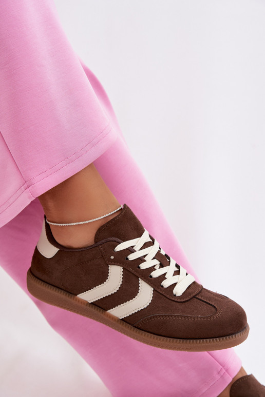 Czekoladowe sneakersy damskie z sztucznego zamszu Jesavella