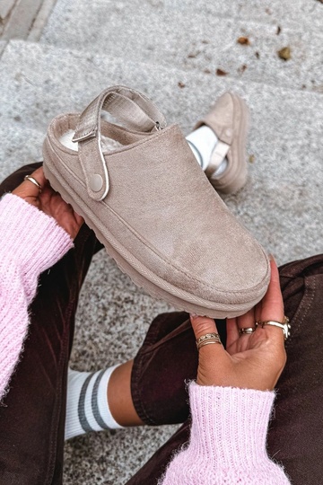 Women's warm slippers with fur inside on platform in sand color Azida 2