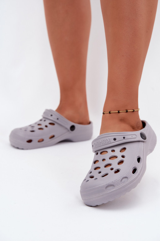 Ērti pelēki klumpes sievietēm Parker