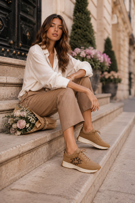 Brown women's sneakers LOTTO 2401931U CALENTO with leopard print