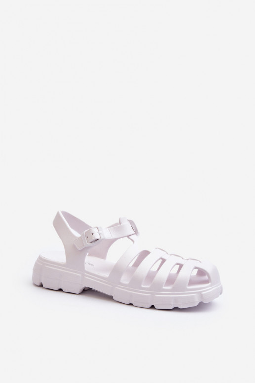 Women's lightweight slippers in white color Gasaria