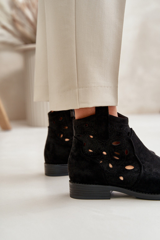 Women's ankle boots with lace elements in black color S.Barski HY42-081