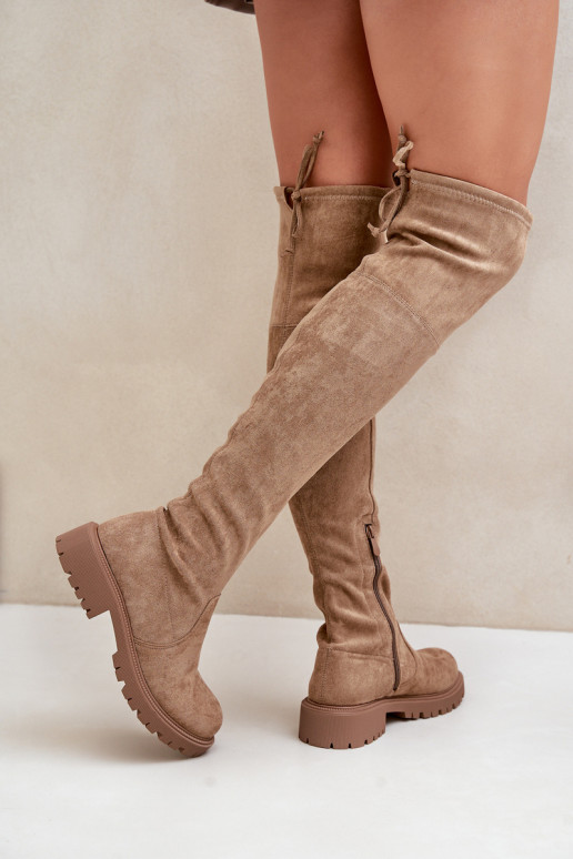 Sand over-the-knee boots with wide heels made of faux suede Arkelia