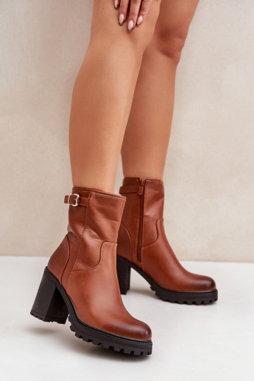 Brown insulated ankle boots with heels and buckles Selavia 2
