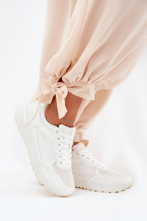 Women's sneakers in white Laaksona