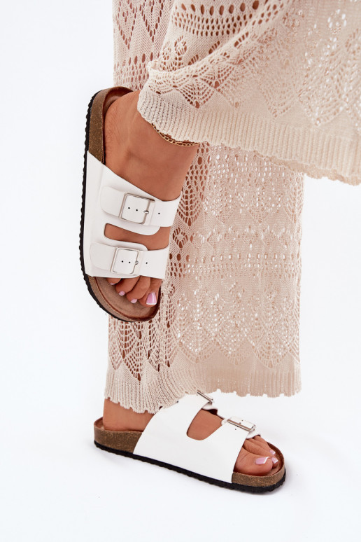 Women's platform slippers with buckles in white Evisolla