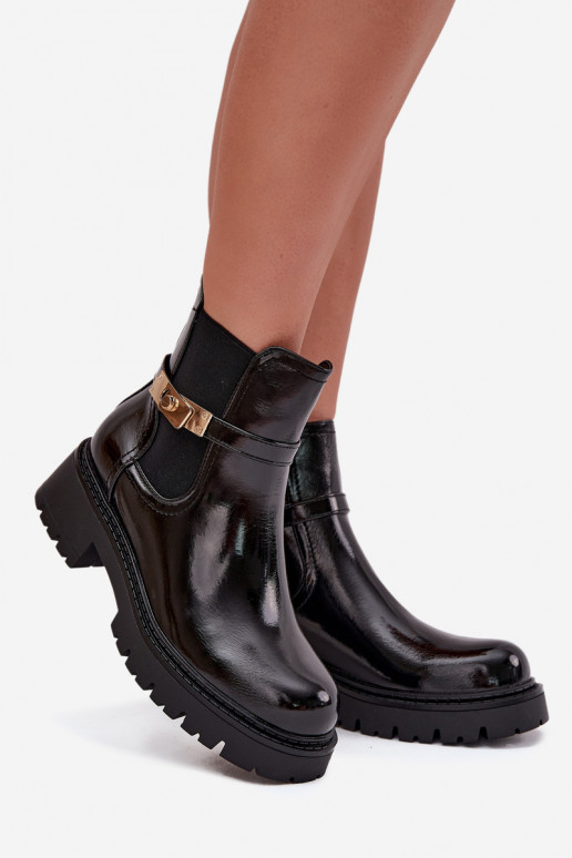 Stylish insulated ankle boots with patent effect and decorated heels in black Vivessa