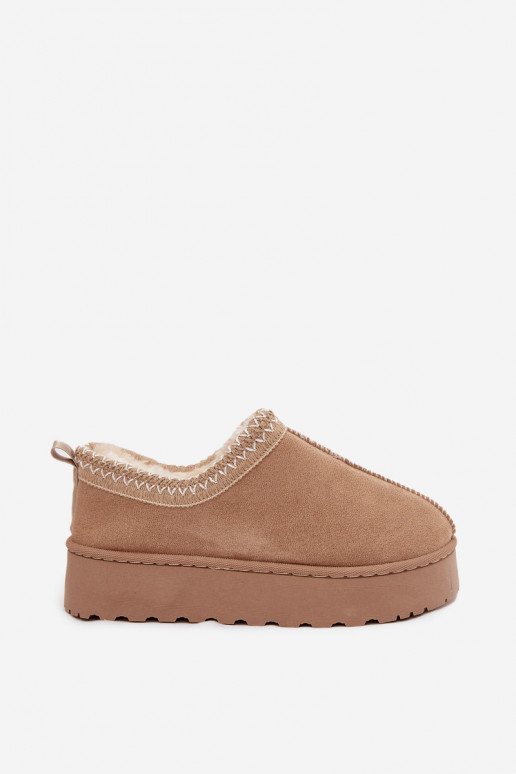 Sand-colored low snow boots with embroidered flowers and platform Taliah