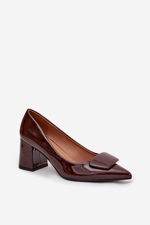 Su lako efektu bateliai su kulniukais ir ornamentais CzekoladoĮe Isoline